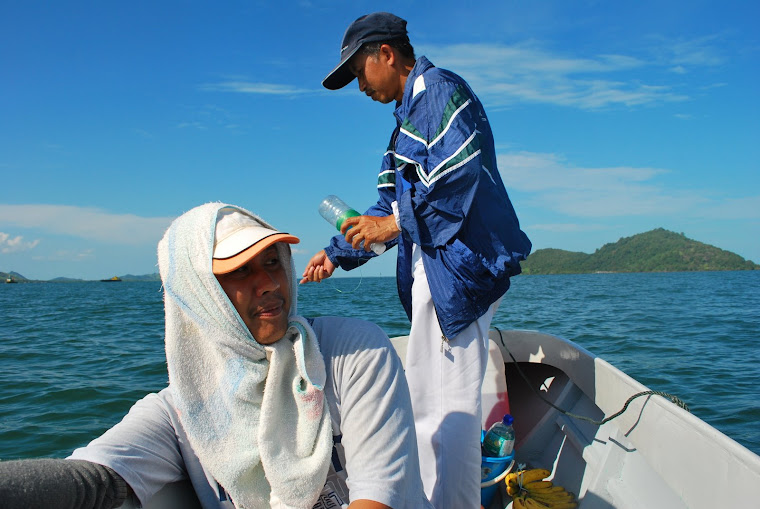 Memancing Dengan Boss