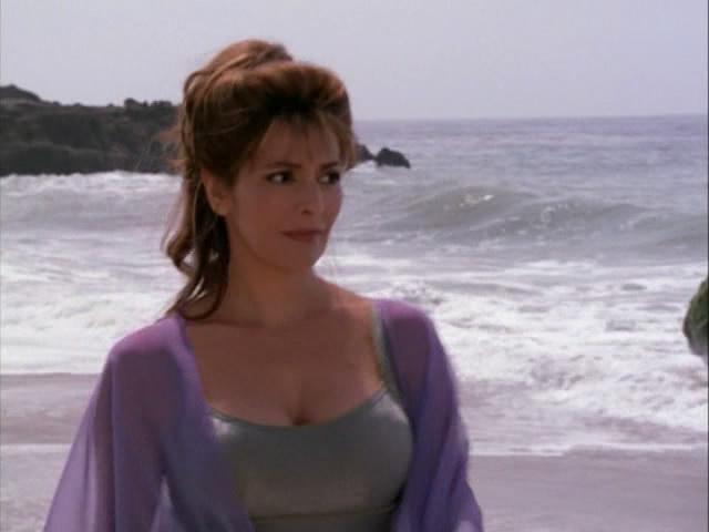 [86361_Marina_Sirtis_11_122_426lo.jpg]