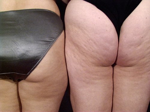 Голые старые задницы фото