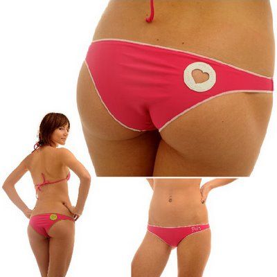 biquini tatuagem coração