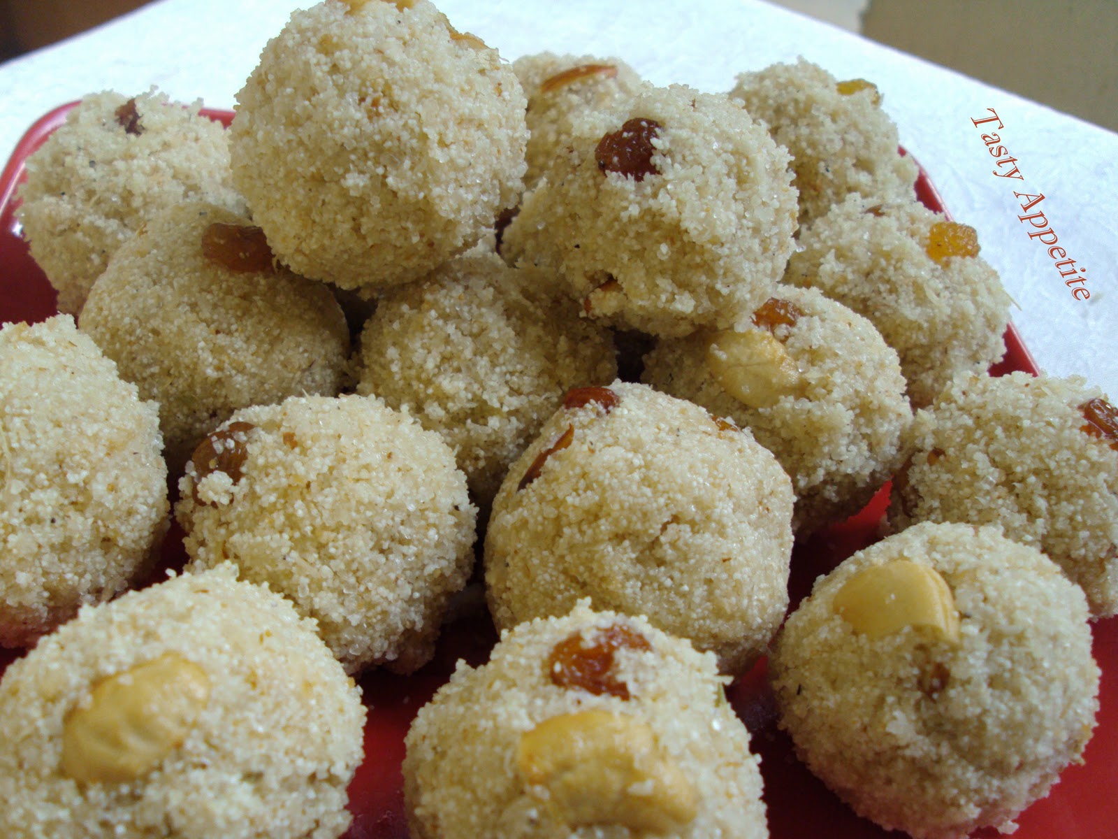 Rava Laddu