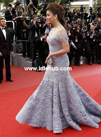 Aishwarya Rai Side Show Dress 2010 Cannes Film Festival