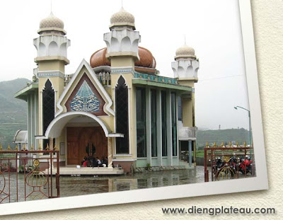 Sewa Mobil Pariwisata Semarang on Alva Rental 02470144177 Persewaan Rental Sewa Mobil Semarang