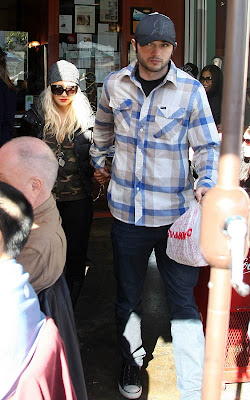 Christina Aguilera out for lunch at the Ivy Restaurant in West Hollywood