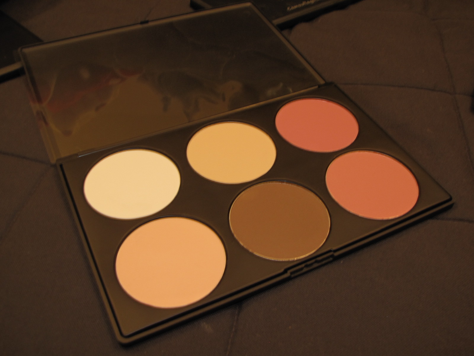contouring palette