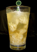 Caipirinha de abacaxi Caipirinha de abacaxi