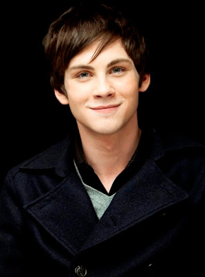 Model nerme Servisi - Sayfa 2 0full+logan-lerman