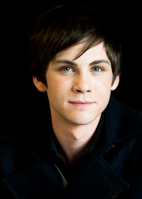 Model nerme Servisi 600+-logan-lerman