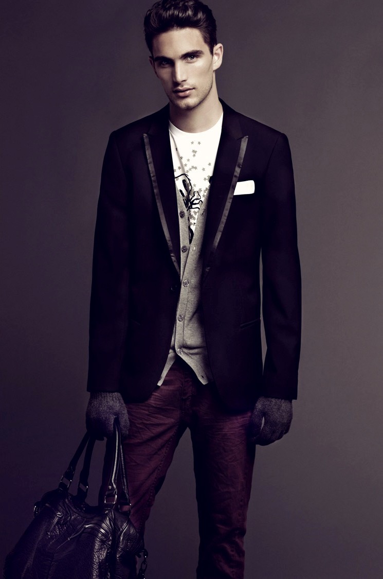 [Blanco+by+Hunter+&+Gatti+05(2).jpg]