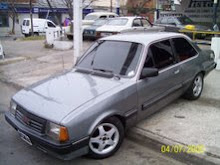 Este es el Chevette de Christian