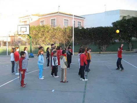 Los Juegos: Los Pies Quietos