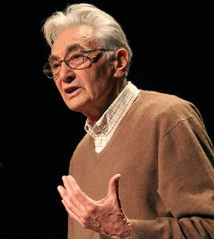 Howard Zinn, Noam Chomsky