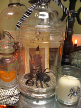 spooky glitter jar