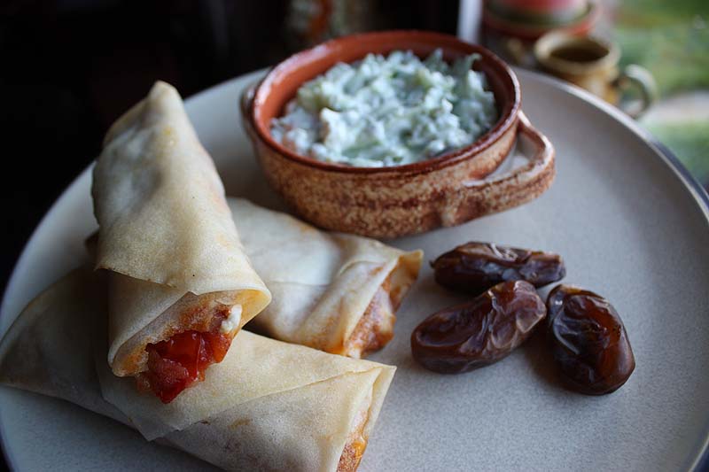 [tomatospringroll.jpg]