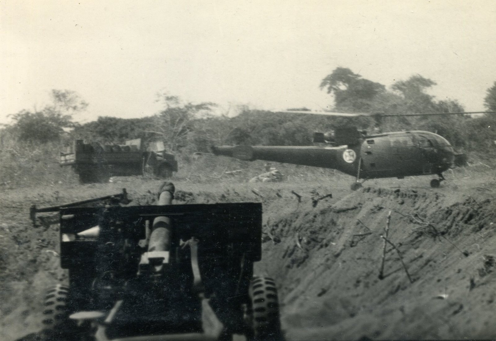 [Div024.jpg]