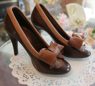 [Chocolat+shoes1.jpg]