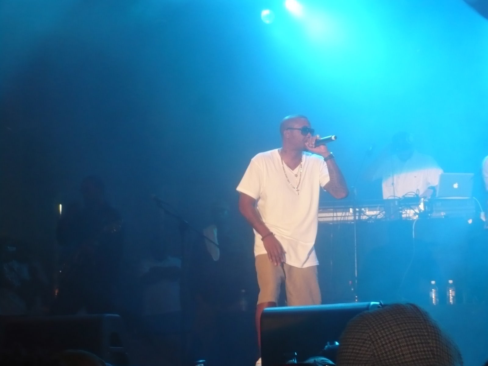 [nas2]