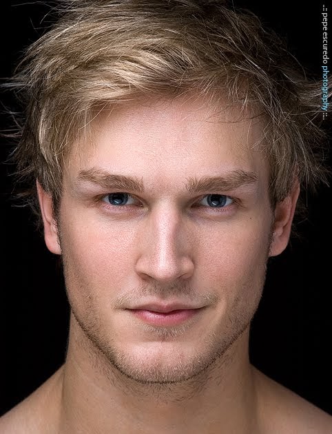  HOMBRES CELESTIALES Christopher Drake