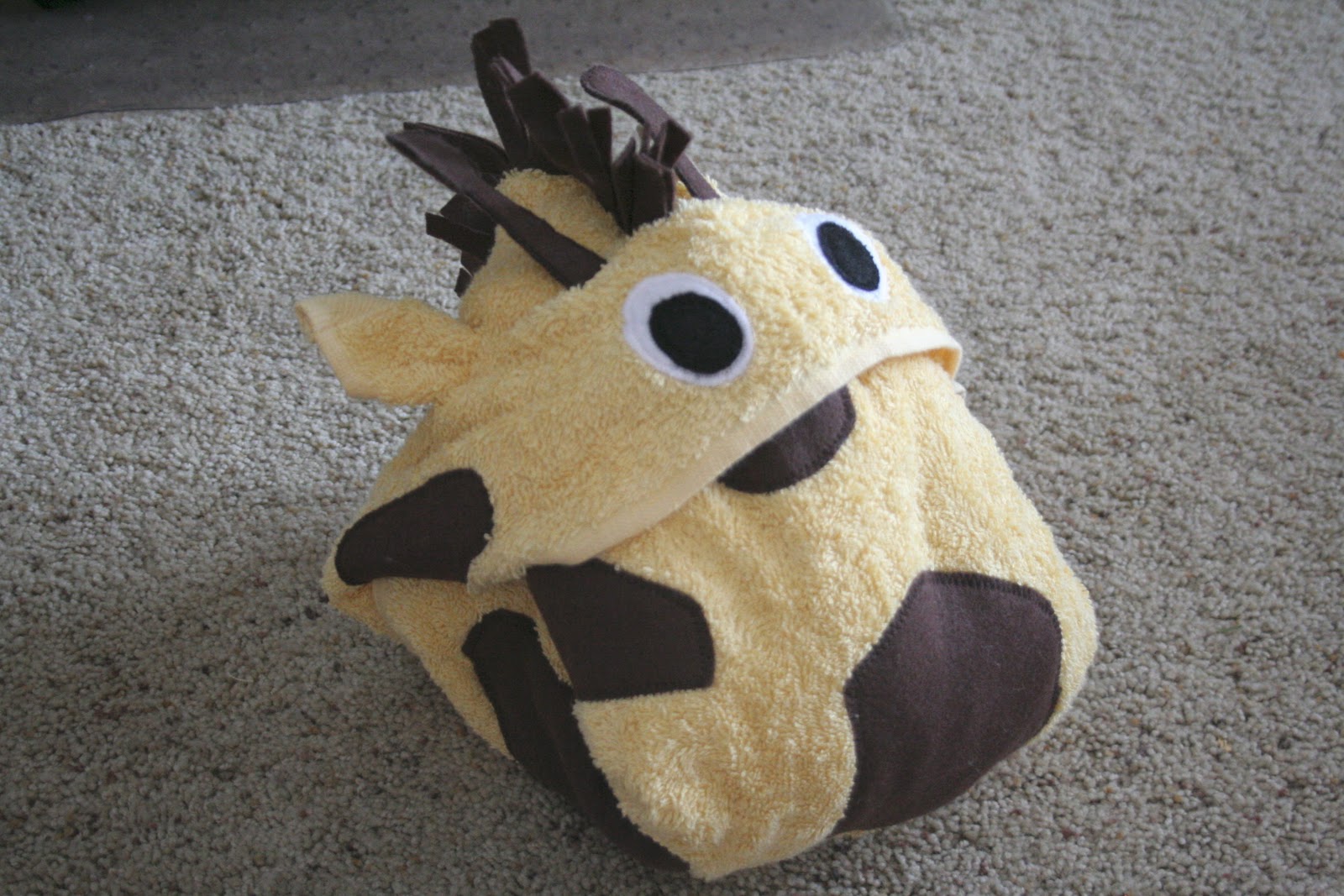 little lisa lulu Giraffe Towel