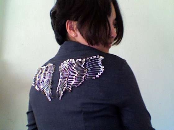 [safetypin+jacket+wings1.bmp]