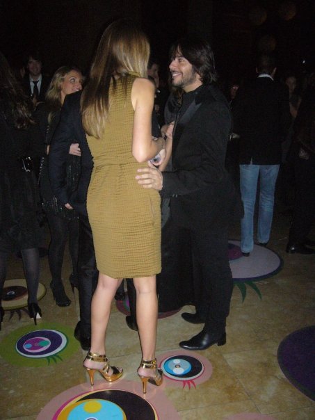 [n588975756_2130663_4209.jpg]