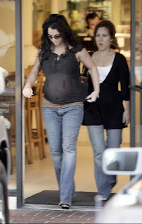 Beautiful Female Bodies - Britney Spears Pregnant Picture 6