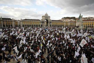 [marchaindignação2.jpg]