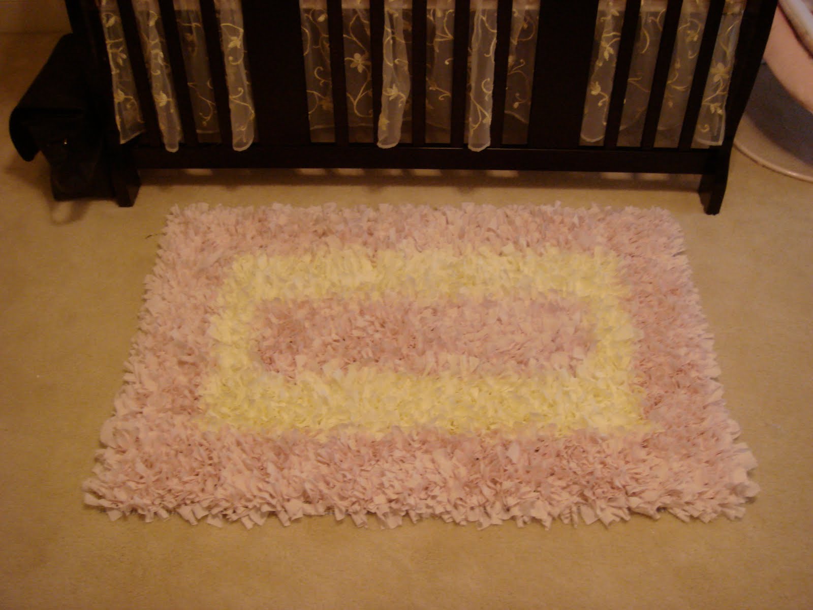 Craftalicious Shaggy Raggy Rug