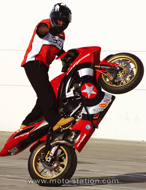 bikes stunts