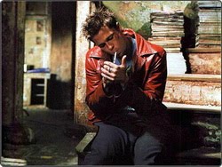 A Tyler Durden le gusta el blog pero piensa que le falta violencia