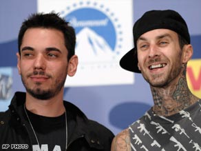 [art.blink.planecrash.ap.jpg]