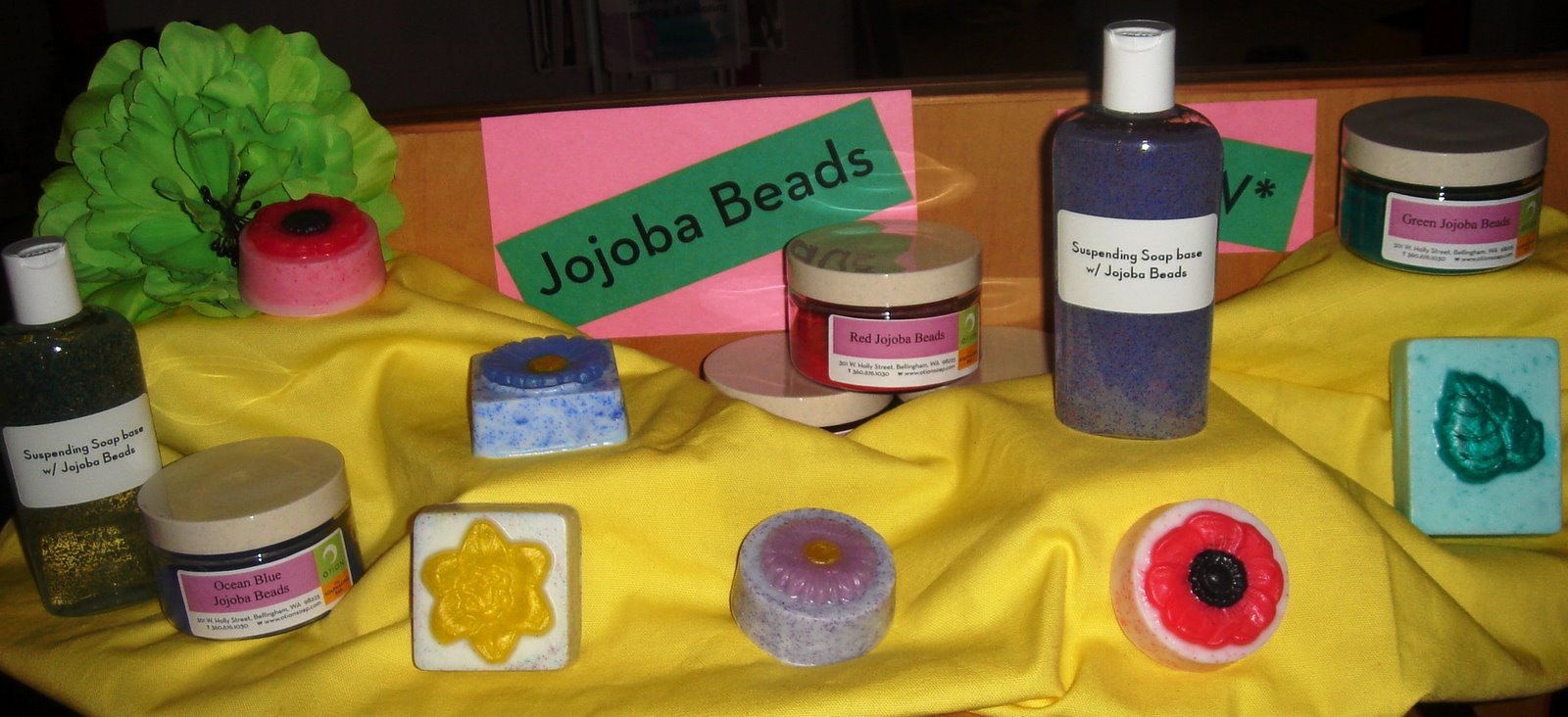 [Otion+Jojoba+Display.JPG]