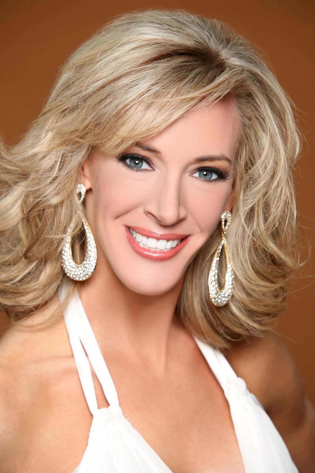 Susie Overvold Photo Shoot with Paula Preston