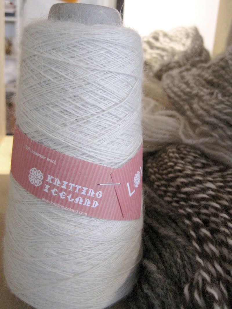 Fancy Tiger Crafts: Knitting Iceland Part 1: Reykjavik and Icelands Wool...
