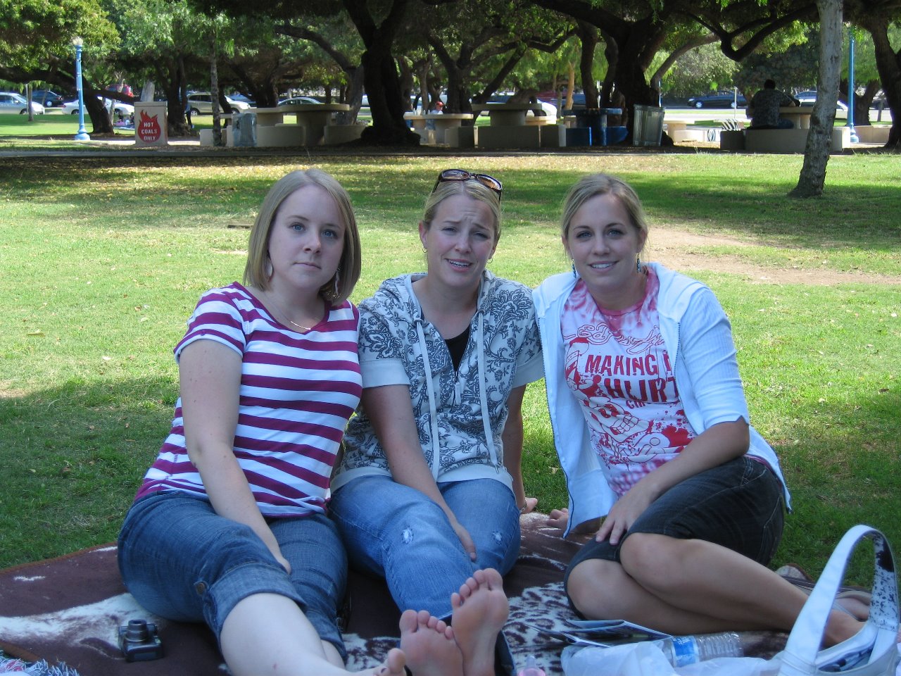 [Sisters+at+Balboa+park.jpg]