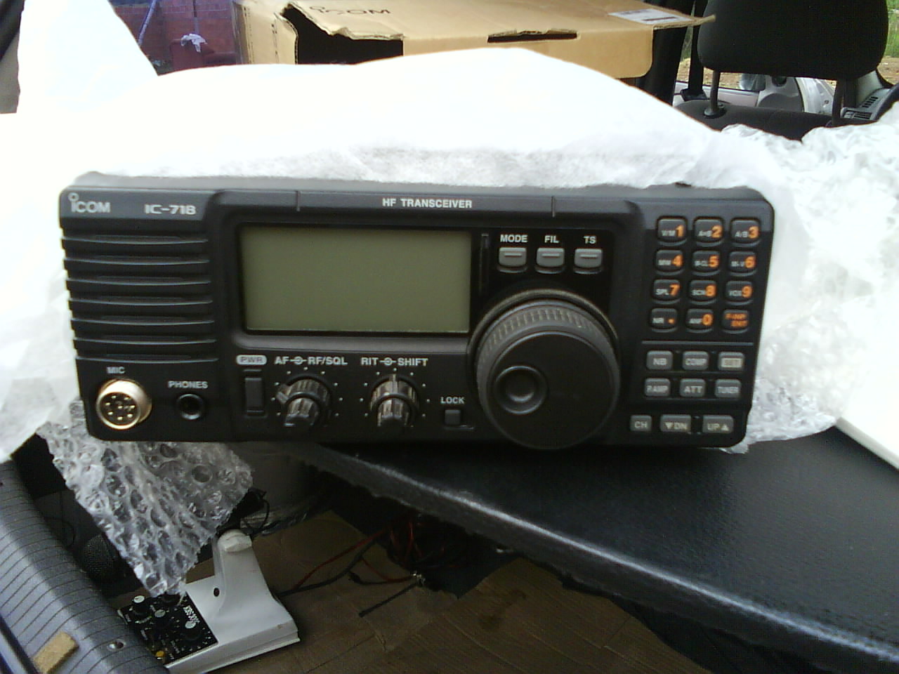 Rogeletryc RADIOS TRANSMISSORES banda corrida ic718