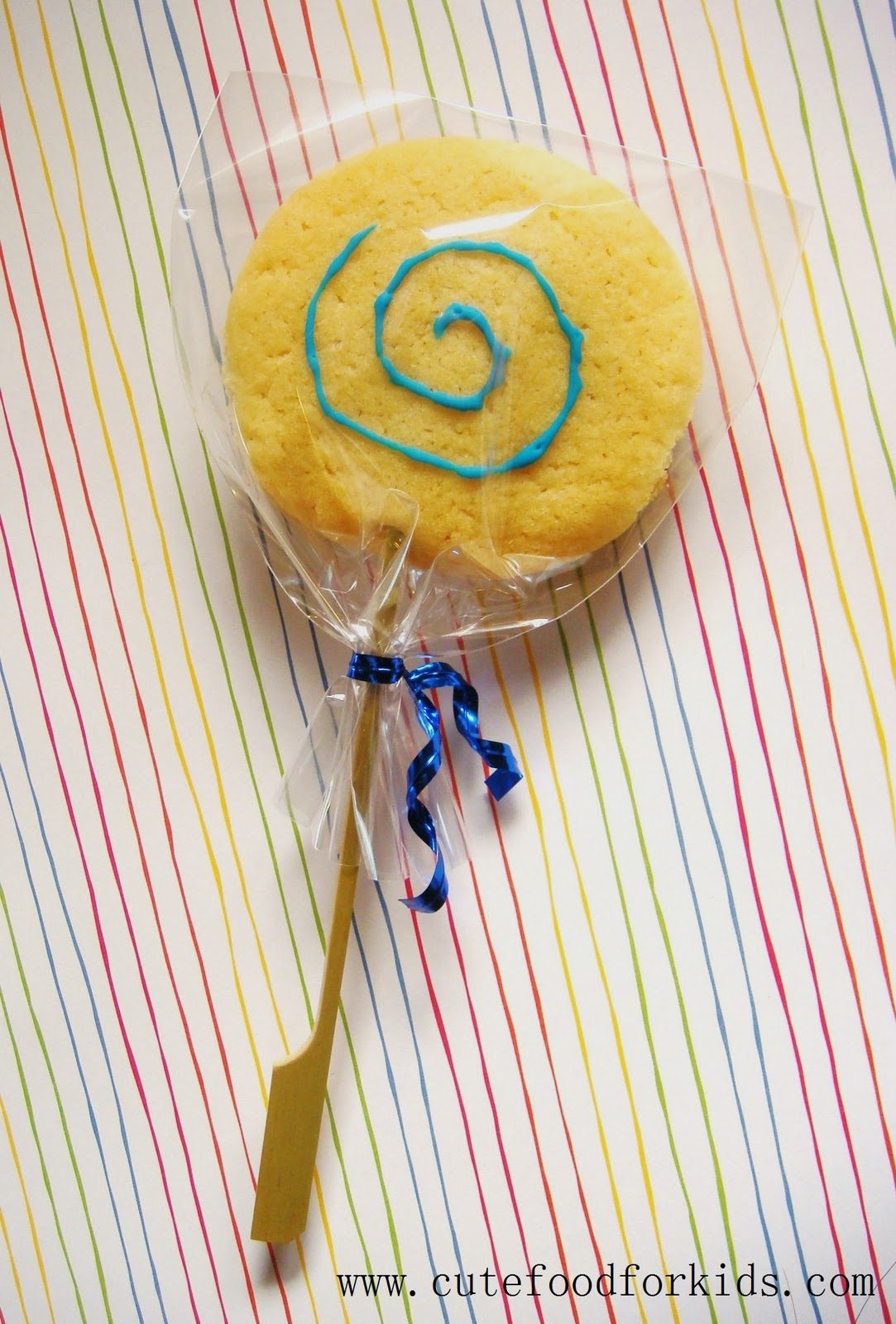 Cute Food For Kids? Cookie Lollipops