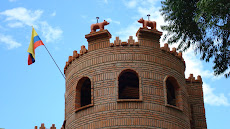 ¡ Un castillo en la selva tropical !