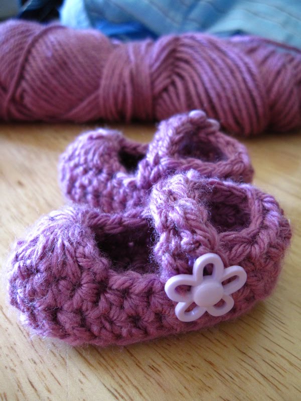 Pebbles & Poppys Crochet Mary Jane Baby Slippers