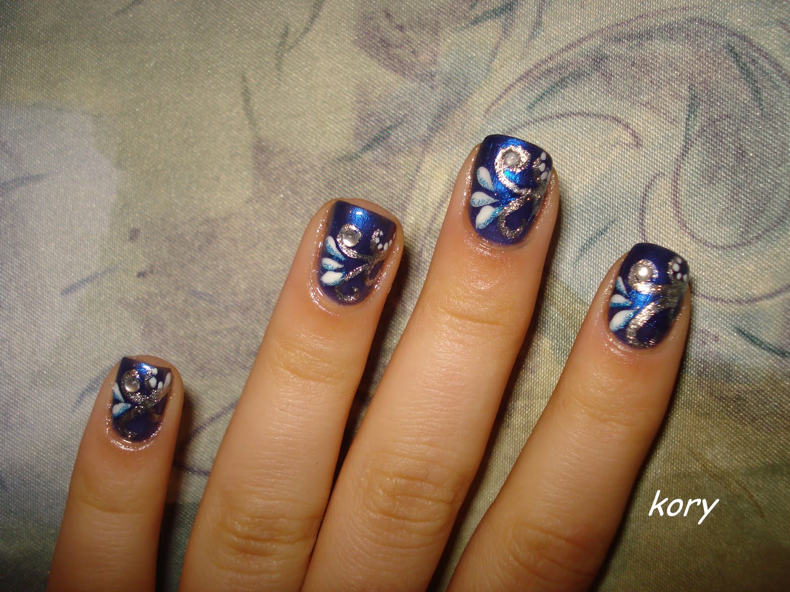 My Nails: dark blue and silver