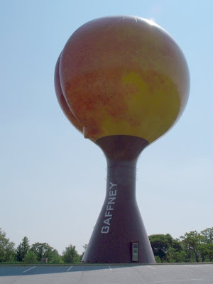 Peach Water Tower, Gaffney, South Carolina Peach Water Tower, Gaffney, South Carolina
