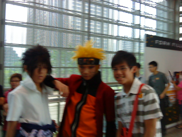[lkwithnaruto&sasuke(blurred).jpg]