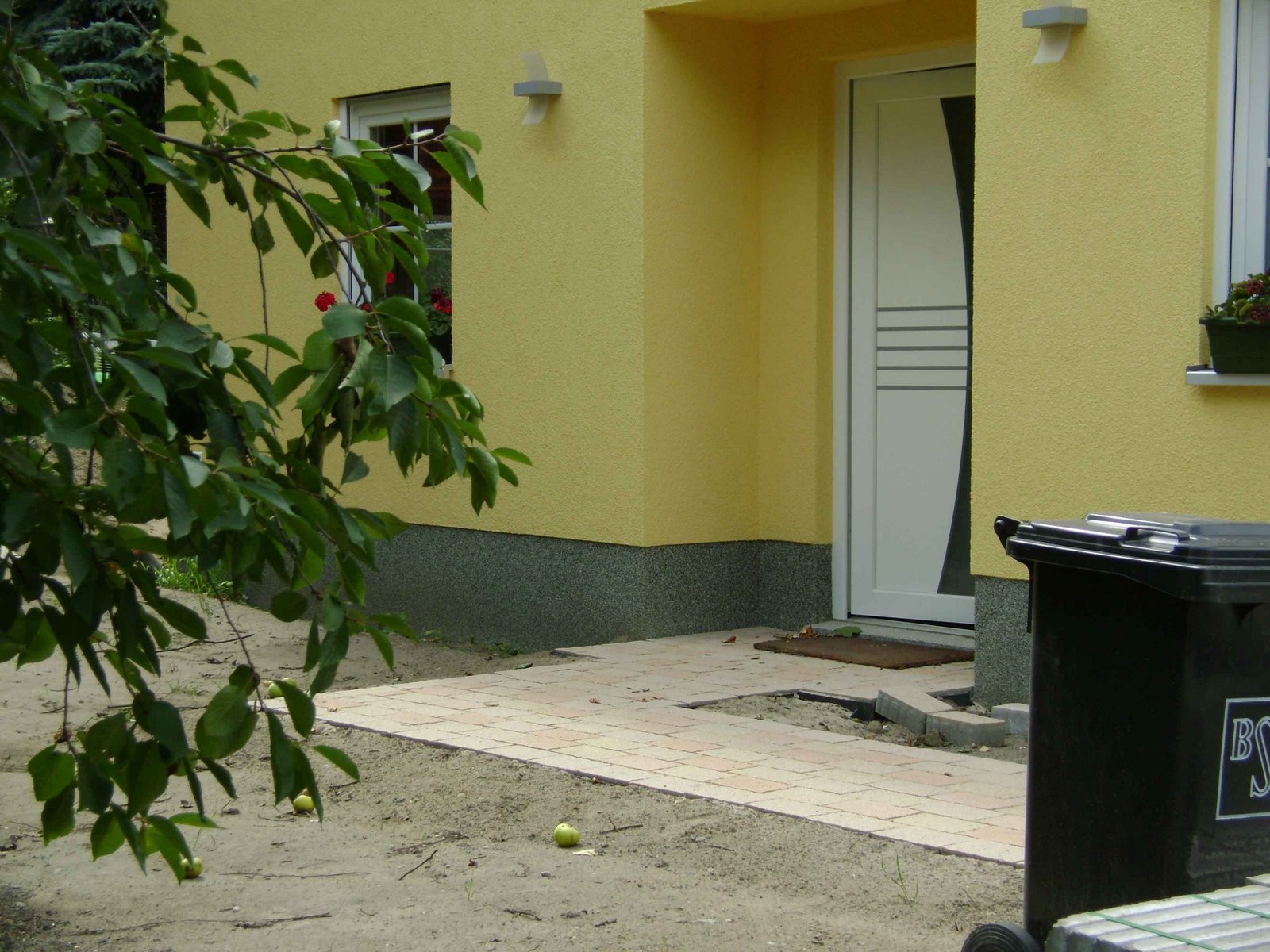 [DSC01121.JPG]