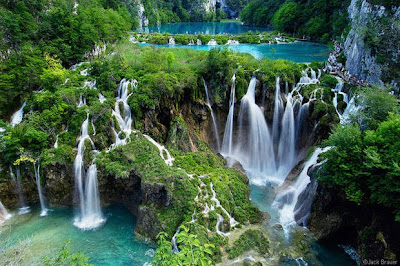 ทะเลสาบ ที่ สวยที่สุดในโลก ( Plitvice Lakes )