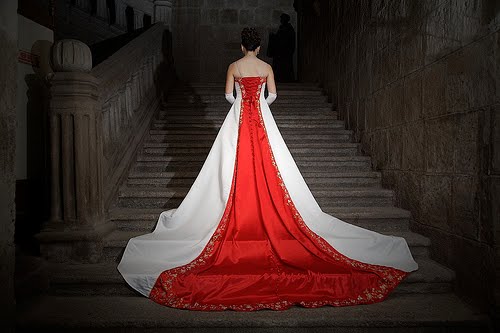[red_wedding_dress_1001.jpg]