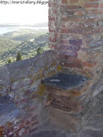 [Castelo+de+Monsaraz32.JPG]