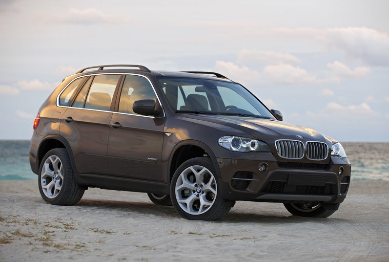 2011 BMW X5 luxury car 2011 BMW X5 luxury car
