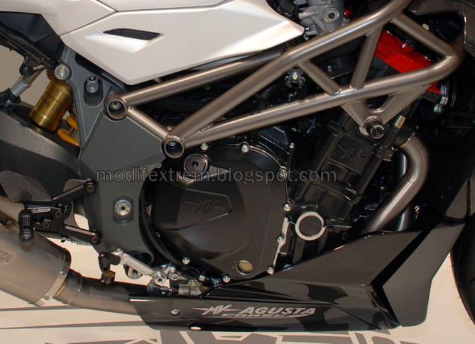 ( 2010 ) MV AGUSTA BRUTALE 1090RR