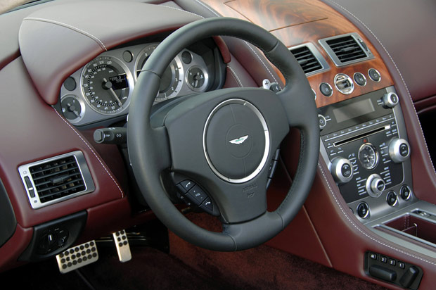 2009 Aston Martin DB9 Volante dashboard