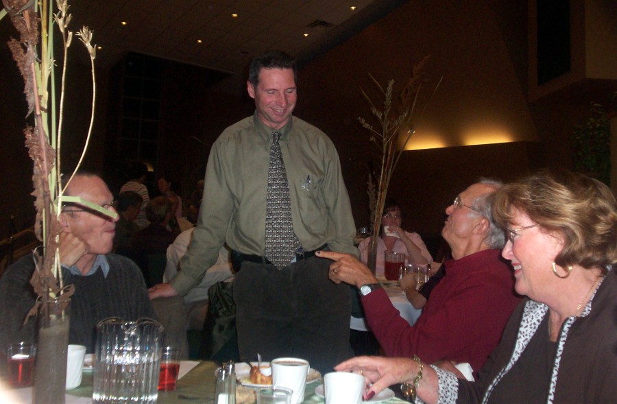 [oct1708memodinner1_2.jpg]